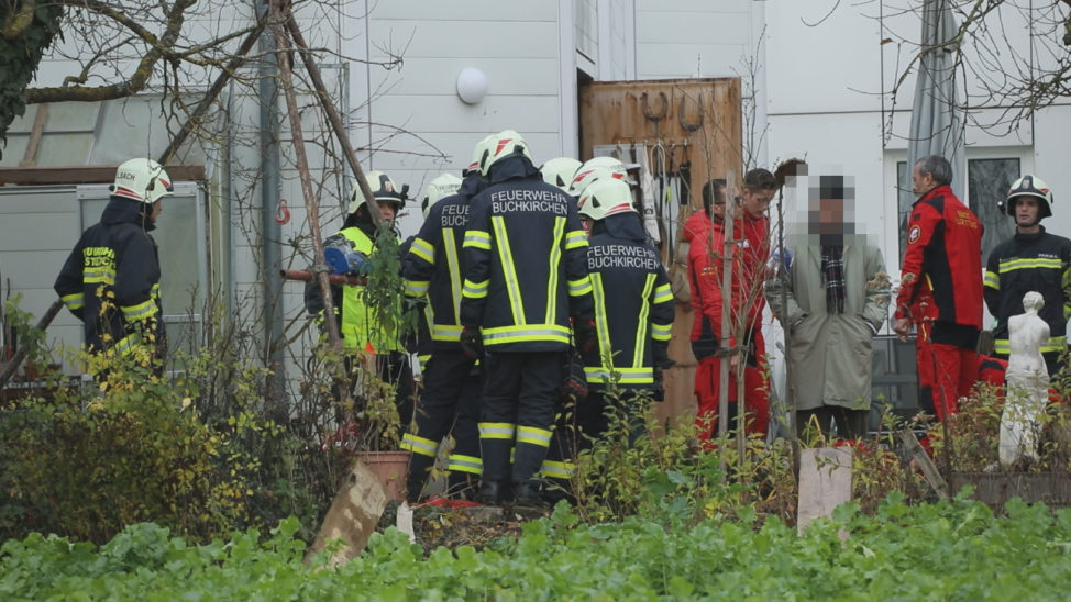 Sturz in Brunnenschacht: Mann bei Arbeiten in Buchkirchen schwer verletzt
