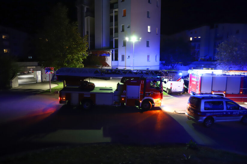 "Rache an Feuerwehr:" Mann löste 19 Mal vorsätzlich Brandmeldealarm in Welser Tiefgaragen aus