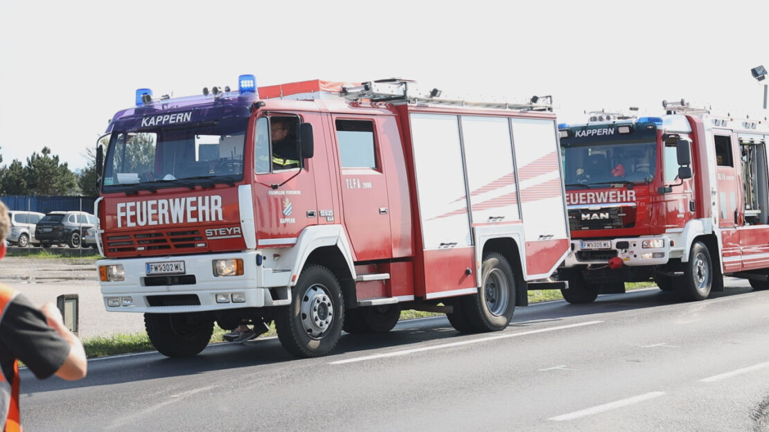 Auffahrunfall auf Wiener Straße in Marchtrenk fordert eine schwerverletzte Person