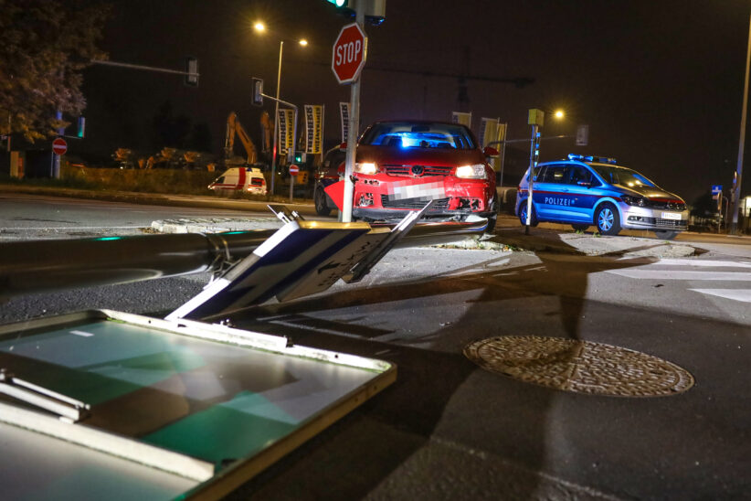 Verfolgungsjagd eines Alkolenkers mit der Polizei endet in Wels-Pernau mit Unfall und Festnahme