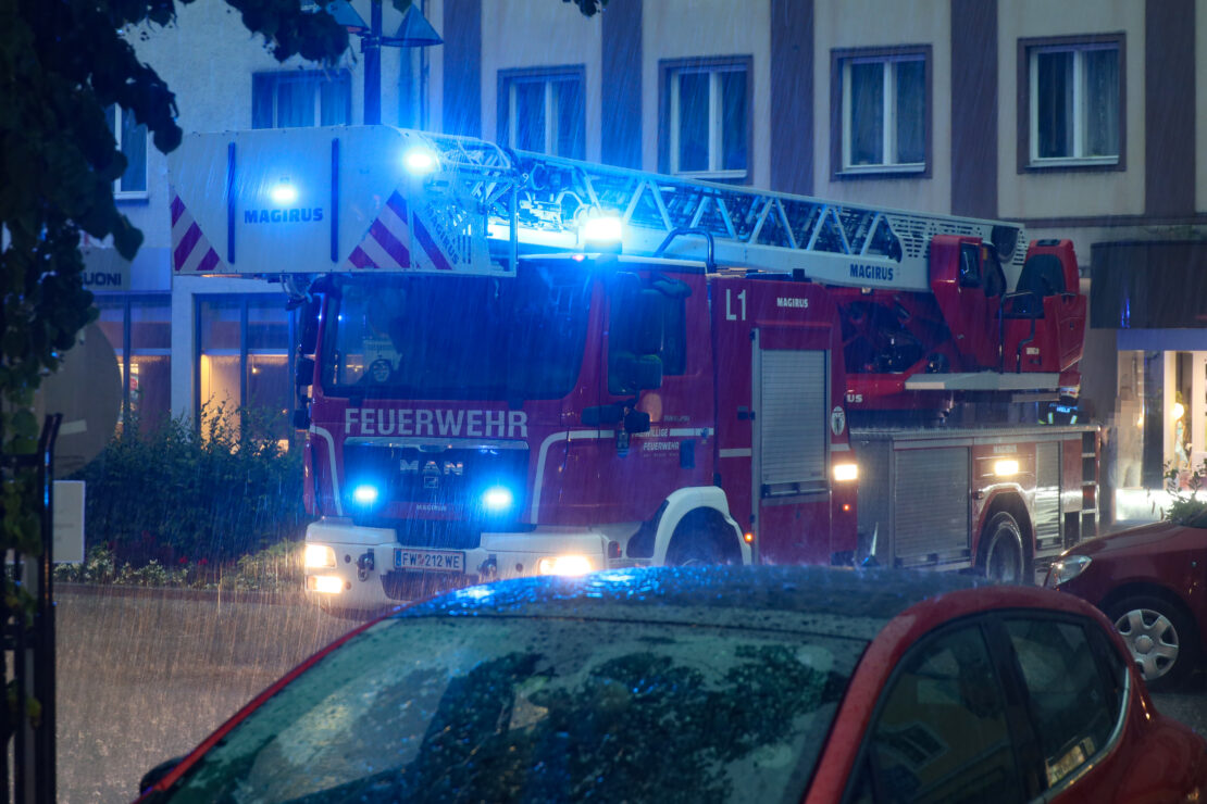 Unwetter trifft Oberösterreich: Über 1.100 Einsätze der Feuerwehren - mehrere Personen gerettet