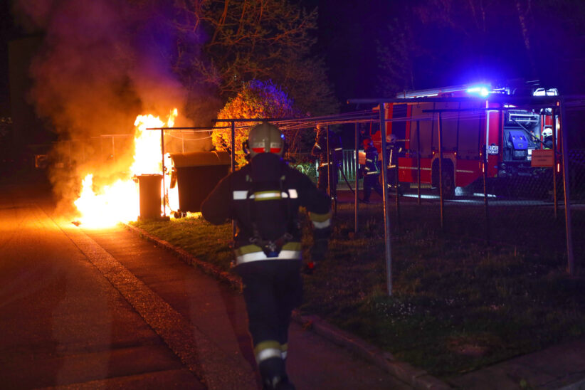 Neuerlicher Brand eines Abfallcontainers in Wels-Neustadt