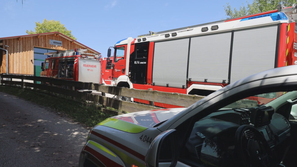 Traktorüberschlag bei Heuarbeit in Pichl bei Wels fordert einen Verletzten