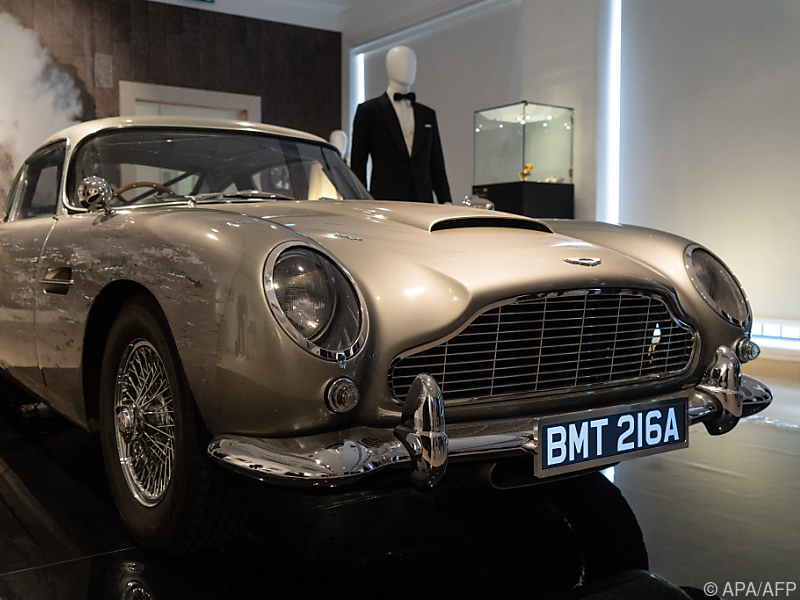 Aston Martin von James Bond für 3,2 Mio. Euro versteigert