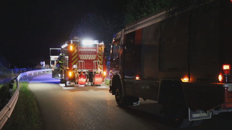 Großeinsatz in Steinhaus: Sechs Feuerwehren bei PKW-Brand im Tunnel Steinhaus-Taxlberg im Einsatz