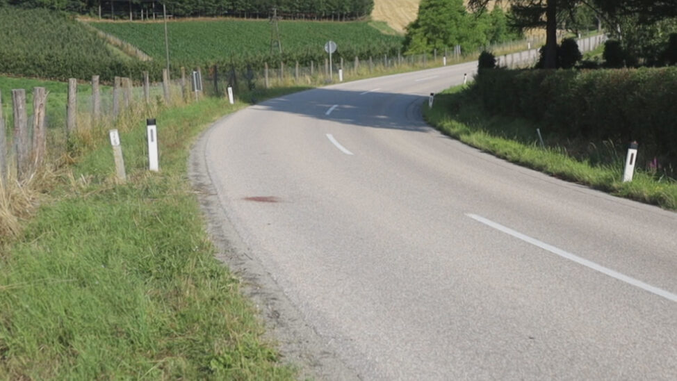 Rennradfahrer (17) tödlich verunglückt: Folgenschwerer Sturz bei Junioren-Rundfahrt in Buchkirchen