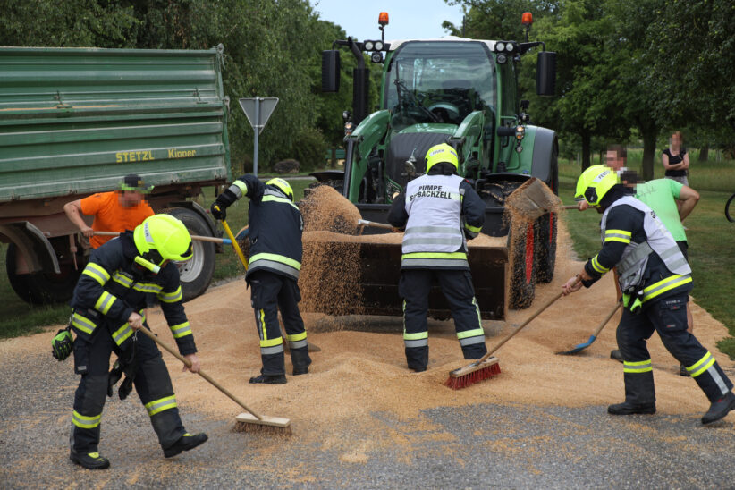 Verlorenes Ladegut sorgte für Einsatz der Feuerwehr in Sipbachzell