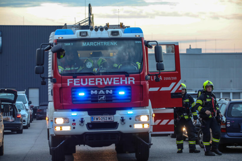 Grillfeier statt Brand: Befüchteter Brand bei Firma in Marchtrenk stellte sich als Fehlalarm heraus