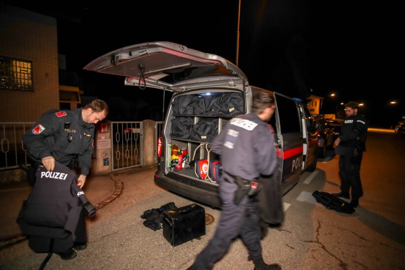 Raub in Marchtrenk: Zwei Tatverdächtige durch Polizei festgenommen und Komplizin ausgeforscht