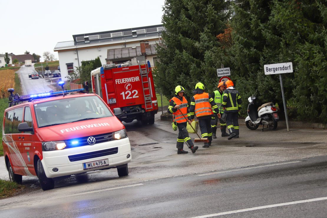 Verkehrsunfall mit Motorroller in Thalheim bei Wels